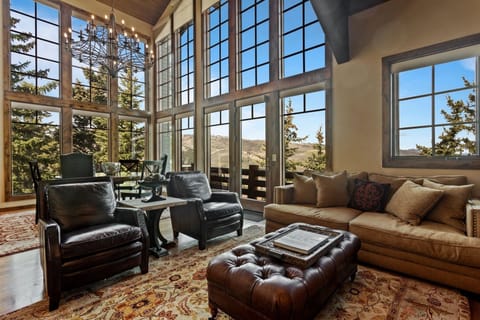 Condo, 3 Bedrooms | Living area | Smart TV
