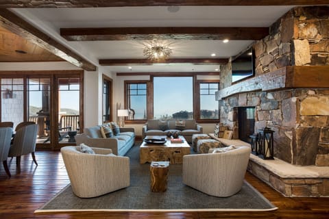 Condo, 3 Bedrooms | Living area | Smart TV