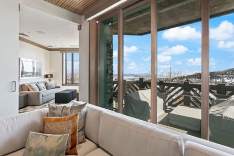 Condo, 3 Bedrooms | Living area | Smart TV