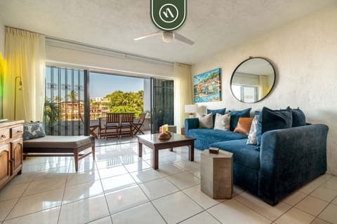 Condo, 1 King Bed with Sofa bed, Pool Access, Ocean View (Vista Mar 1) | Living area
