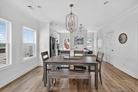 Architecture, Building, Dining Room, Dining Table, Furniture