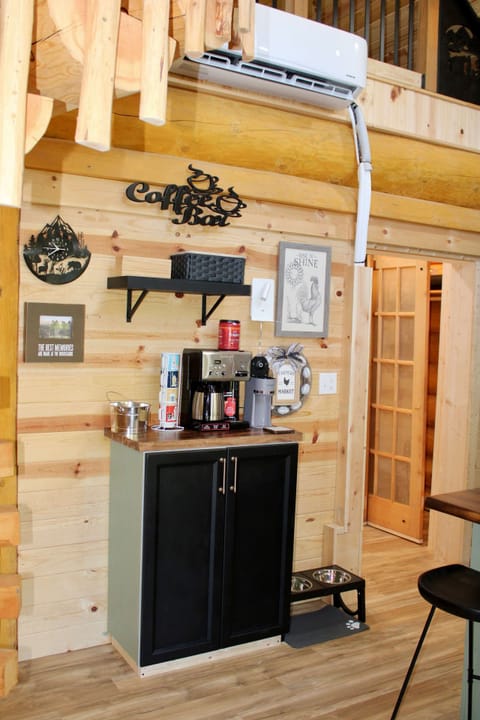 We've set up a coffee bar for your convenience, complete with a full size drip pot, pods and a hot water kettle. You'll also find starter supplies of coffee, tea and sugar to help kick off your morning or afternoon pick me up. 