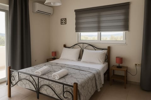 Villa, Sea View | Egyptian cotton sheets, premium bedding, down comforters