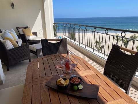 Apartment, Multiple Beds, Balcony, Ocean View (Tortuga Bay TBB 2502) | Outdoor dining
