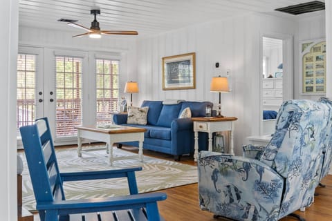 Spacious Living Area