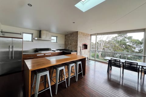 Amazing Alfresco Kitchen, with huge pizza oven, fridge and large BBQ