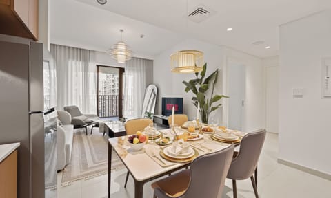 Standard Apartment, City View | Private kitchen | Coffee/tea maker, electric kettle, toaster, highchair