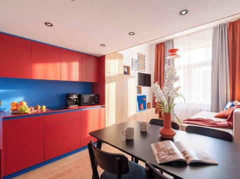 Fully equipped kitchen and dinning area in the lower floor