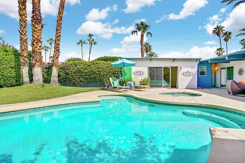 Vacation-ready vibes right outside your door.
