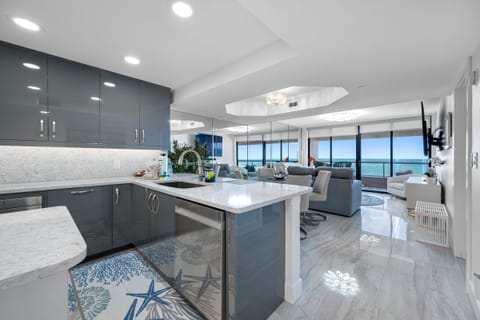 Sleek design with Gulf views