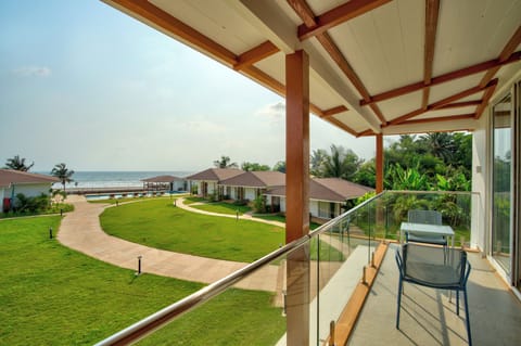 Luxury Room, Ocean View | Terrace/patio