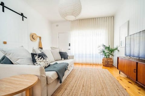 The lounge can be set up as a sofa bed upon request, sleeping two additional guests.