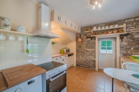 Family House, Park View, Garden Area | Private kitchen | Espresso maker