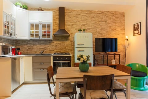Apartament in Milan with 2 bedrooms and 2 bathroom