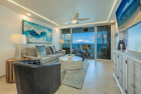 Condo, 2 Bedrooms | Living area | Smart TV