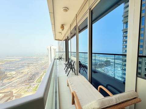 City Apartment, 2 Bedrooms, Sea View | Balcony