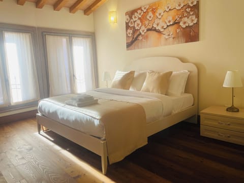 Single Room, City View | Minibar, desk, free WiFi, bed sheets