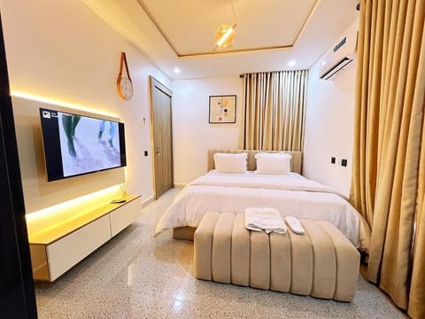 Family Apartment, Balcony, City View | Desk, laptop workspace, blackout drapes, soundproofing