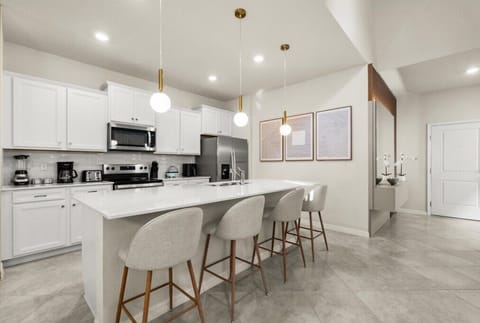 15879CapeCoralLoop(6)