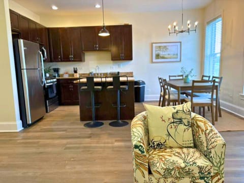 Classic Apartment, 2 Bedrooms | Living area | 55-inch TV with digital channels, streaming services