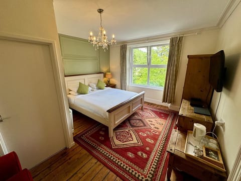 Double Room (Room 6) | Individually decorated