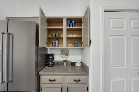 Folgers Coffee, Creamer, Green Tea, Sugar & Stevia Provided.