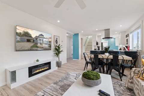 Spacious Living room to relax