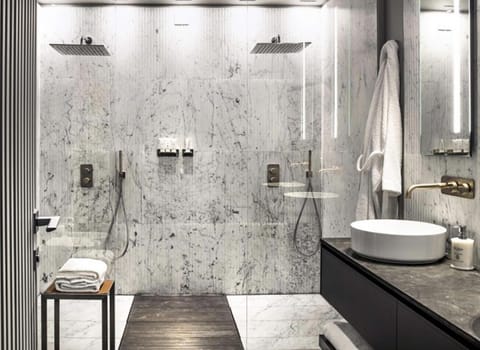 Separate tub and shower, deep soaking tub, hair dryer, slippers