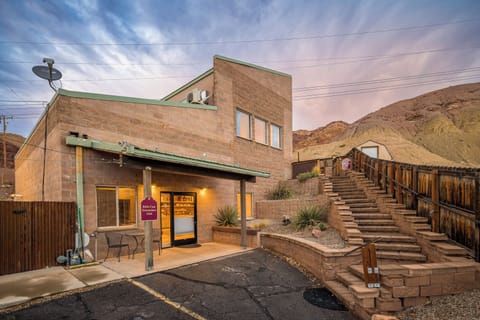 Welcome to your abode! Located just steps from Downtown Moab