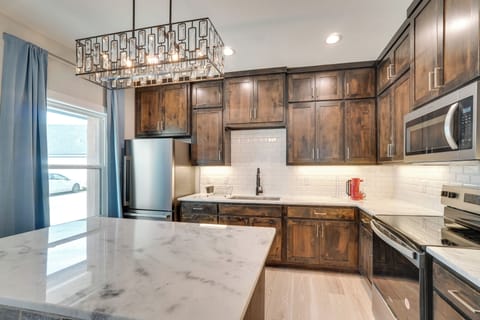 House (2 Bedrooms) | Interior