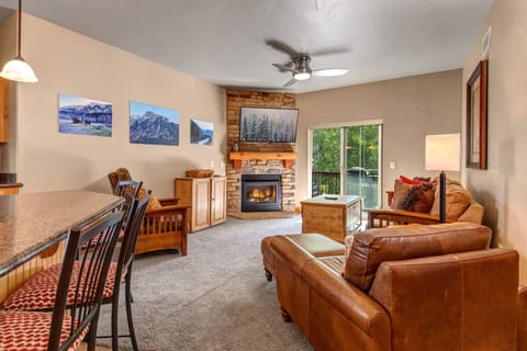 Bear Hollow Lodge 3301:
