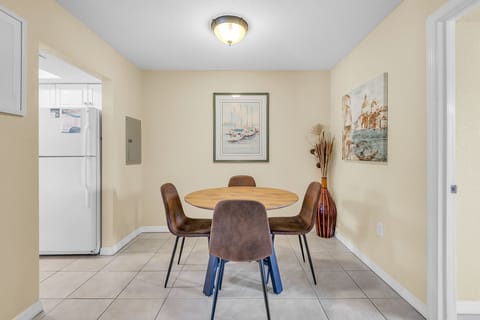 Dining Table set for 4