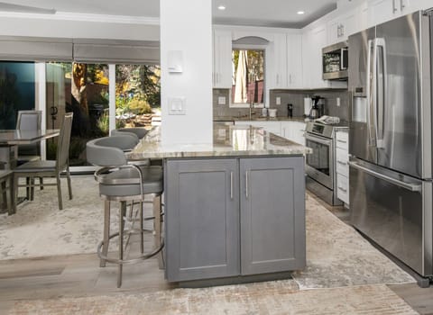 Townhome, 4 Bedrooms | Private kitchen | Coffee/tea maker, fridge, oven, toaster