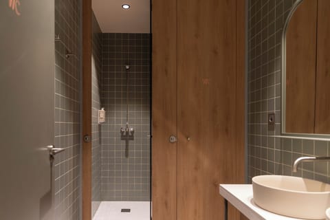 Shower, toilet paper