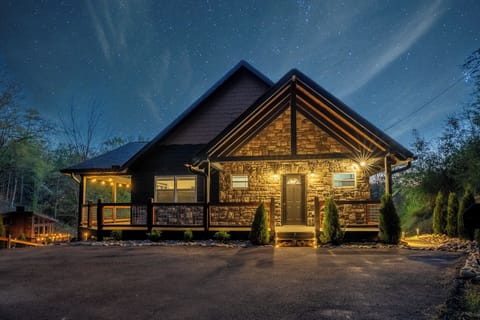 Relax and unwind in this beautiful, warm-lit home!