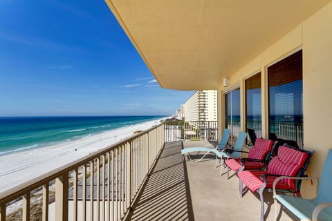 3 Bedroom 2 Bath Condo | Balcony