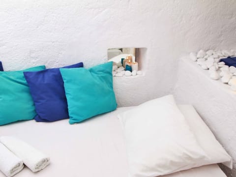 single bed No1