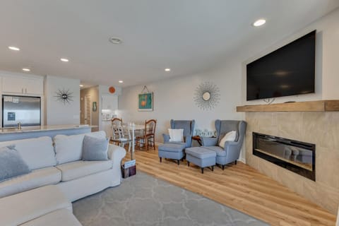 Three Little Birds-Main Living Area