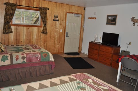 Design Double Room, 2 Queen Beds | Individually decorated, individually furnished, blackout drapes