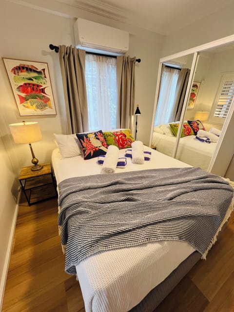 Comfort Apartment, Kitchenette, Garden Area | Iron/ironing board, free WiFi