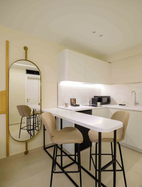 Fridge, microwave, stovetop, cookware/dishes/utensils