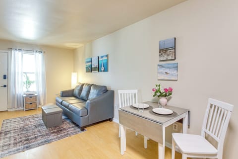 Apartment (1 Bedroom) | Interior
