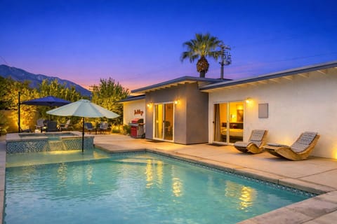 Backyard Pool Spa BBQ Grill Eating Areas Fire Pit Seating Area Loungers