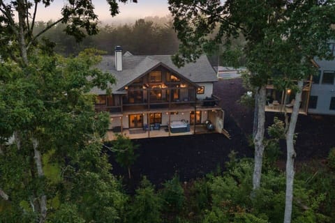 Natures captivating beauty all around !