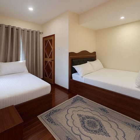 Deluxe Twin Room, Hill View | WiFi (free)