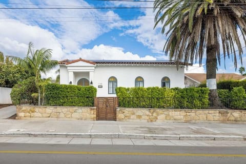 Casa Castillo's exterior