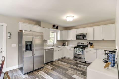 House (4 Bedrooms) | Interior