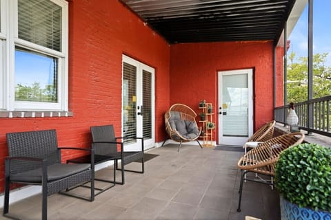 Shared balcony with view of the iconic trolley station