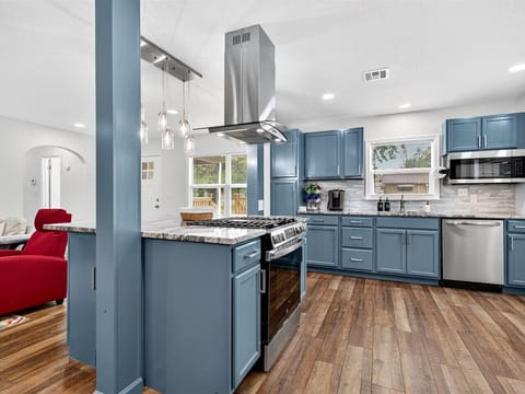 Check out this beautiful Kitchen!