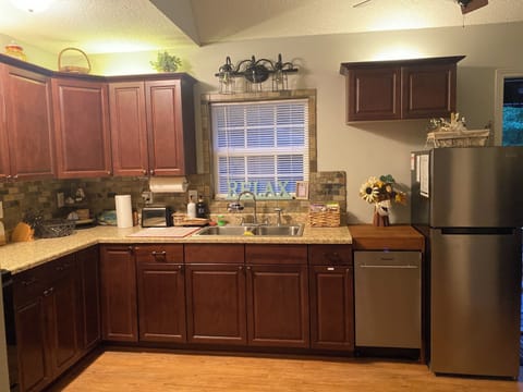 Fully-equipped kitchen